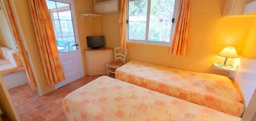 Tautavel Otro | RESIDENCE TORRE DEL FAR