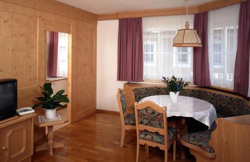 San Candido Apartamento | Residence Unterhuber