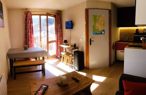 Areches Apartamento | Residence Val Blanc 1 - South facing apartment in the heart of the village, close to ski lifts