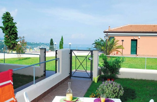 Cogoleto Apartamento | Residence Villa Beuca Cogoleto Two-room Apartment 3 Pax