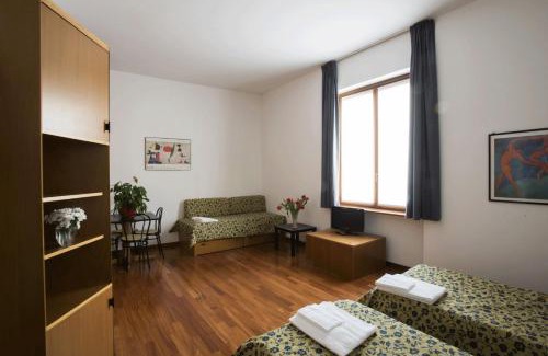 Porta Garibaldi Apartamento | Residence Villa Odescalchi