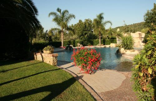 Laureana Cilento Apartamento | Residence Villa Rosi