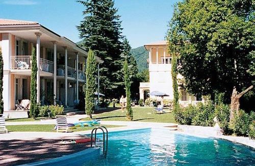 Porto Ceresio Apartamento | Residence Ville Lago Lugano
