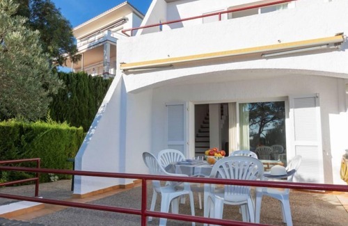Llanca Casa | Residencial Cap de Grifeu by Interhome