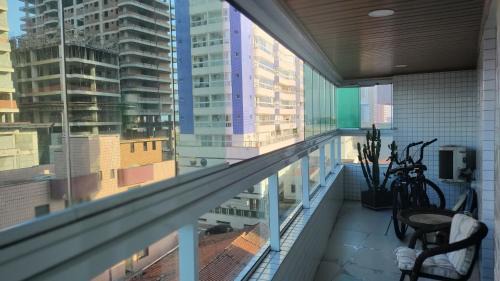 Guilhermina Apartamento | Residencial Montevideo