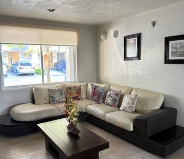Juriquilla Casa | Residencial Quinta las Acacias, Santa Fe, Juriquilla
