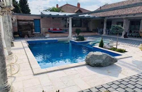 Bekescsaba Apartamento | Resident Wellness Vendégház Békéscsaba