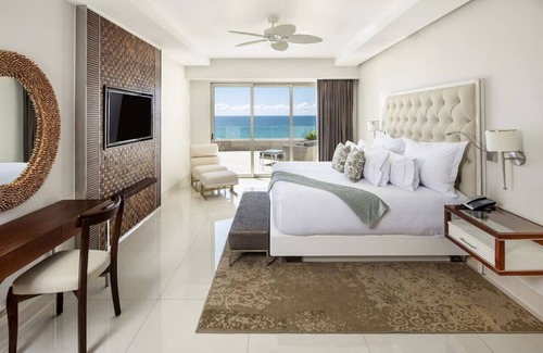 Cabo San Lucas Hotel | Residential Retreat Garza Blanca Los Cabos 3 Bedroom Suite Ocean Front