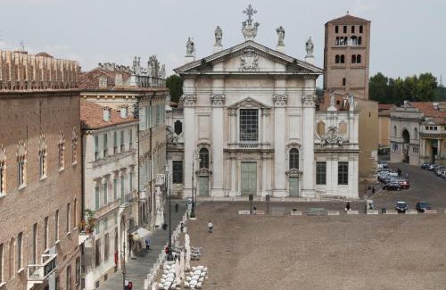 Old Town Casa | Residenza Accademia, MantegnaHotels