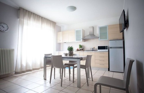 Riccione Apartamento | Residenza Alma Apartamento de tres habitaciones Luna