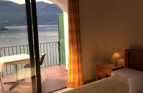 Porto Ronco Cama Y Desayuno | Residenza Bettina BnB & Ferienwohnungen