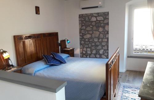 Peschiera Maraglio Apartamento | Residenza Borgo Antico