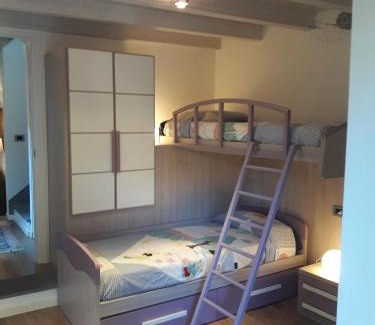 Peschiera Maraglio Apartamento | Residenza Borgo Antico