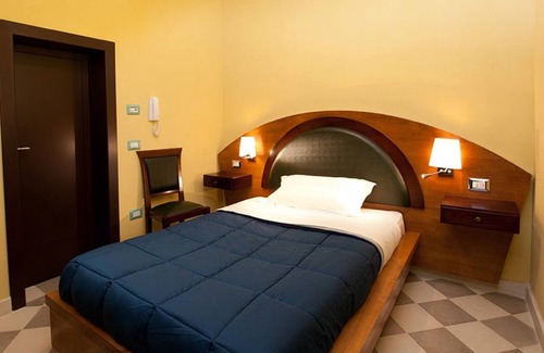 Lecce Cama Y Desayuno | Residenza Pizziniaco