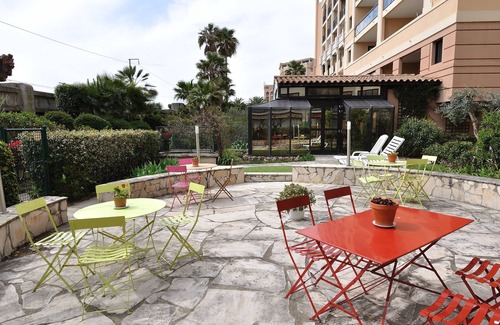 Cannes La Bocca Apartamento | Residhotel Villa Maupassant