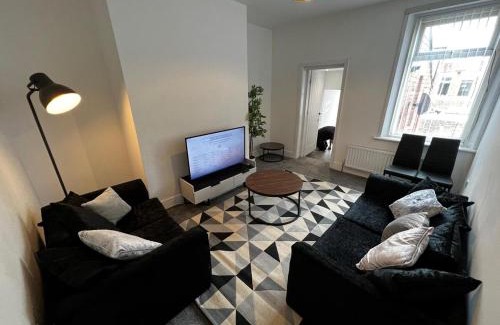 Gateshead Apartamento | ResiLets - Brighton Road, Central, 2 Mile From NCL
