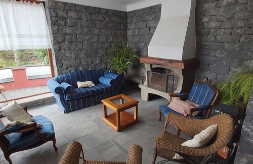 Faial Otro | Resilient paradise