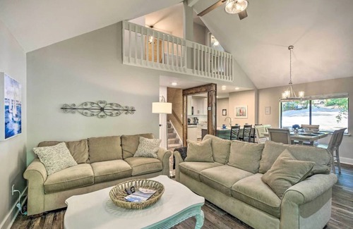 Salem Casa | Resort Access - Lake - Pools -Pickleball - Gym. Spacious townhome for groups