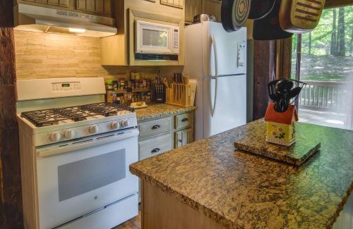 Treasure Lake Casa | Resort Amenities Family-Friendly DuBois Cabin