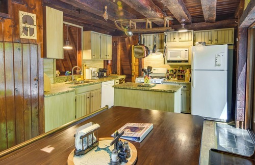 Treasure Lake Cabina | Resort Amenities: Family-Friendly DuBois Cabin