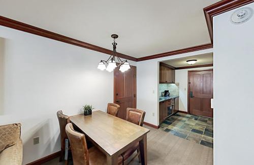 Olympic Valley Apartamento | Resort at Squaw Creek's 317 & 319