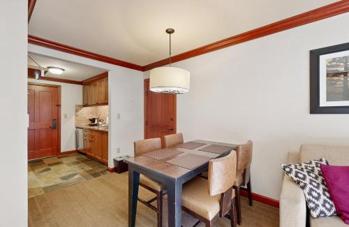 Olympic Valley Apartamento | Resort at Squaw Creek's 521 & 523