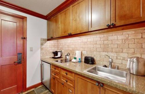 Olympic Valley Apartamento | Resort at Squaw Creek's 521 & 523