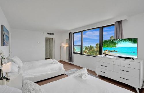 Mid Beach Apartamento | Resort beach condo w beach service 601