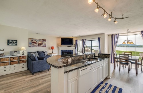 North Shore Condominio | ¡NUEVO! Condominio Resort con acceso a la piscina en Smith Mtn Lk!