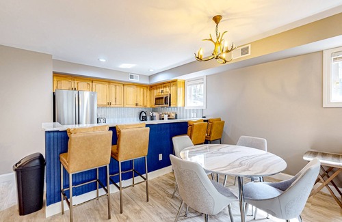Foscoe Condominio | Resort condo with fireplace, pools, hot tubs, gyms, game room, putting green, AC