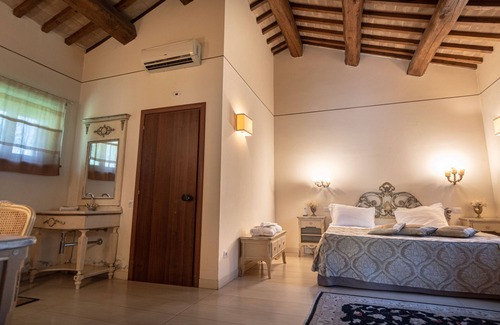 Castelnuovo Complejo | Resort e Spa San Crispino