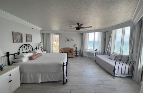 Barrier Island Complejo | Resort located directly on the sand of the Atlantic Ocean! Room w/ an oceanview!