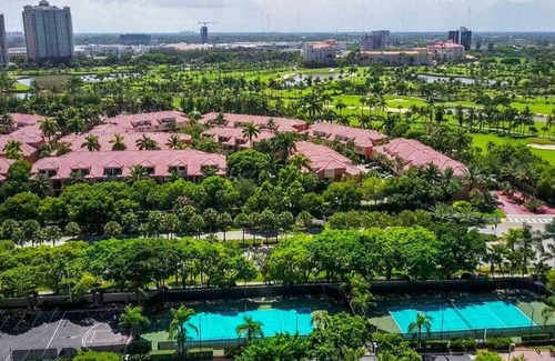 Aventura Apartamento | Resort style 2 bedroom 2 bathroom