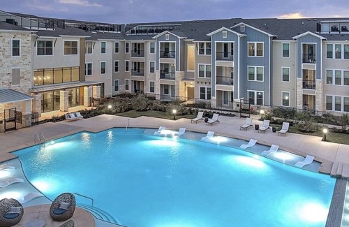 Timberwood Park Apartamento | Resort style apt near sea world/six flags