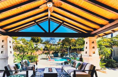 Encinitas Casa | Resort style back yard heated pool and spa