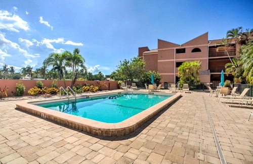 Burnt Store Marina Apartamento | Resort-Style Condo with Pool 19 Miles to Fort Myers
