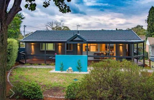 Hughes Casa | Resort style home pool spa sauna