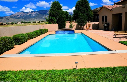Nor Este Casa | Piscina climatizada de estilo centro turístico
