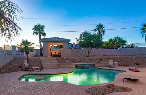 Lake Havasu City Casa | Resort Style Living w/Pool, Spa, Games
