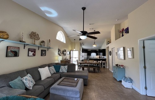 Palm Harbor Casa | Resort style living. Pet friendly!