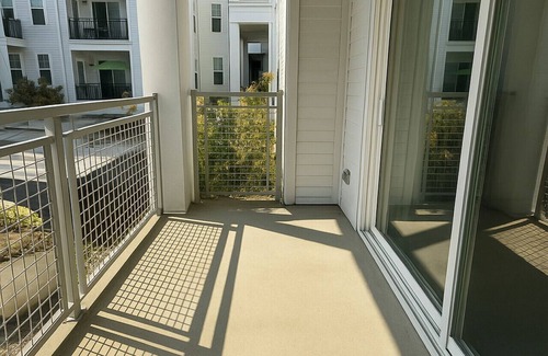 Forest Park Apartamento | Resort-Style Retreat | 1 King/2 Queens, Pool table