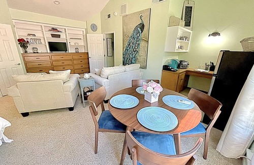 Conroe Apartamento | Resort-Style Studio on the Golf Course!