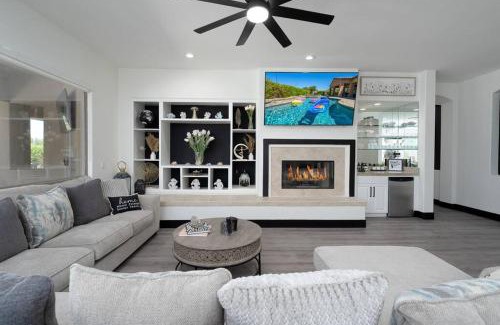 Rancho Santana Villa | Resort Style Tuscan Living w Spa Pool & Firepit