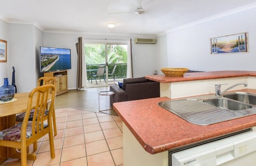Bellara Apartamento | Resort Style Unit Across from the Water