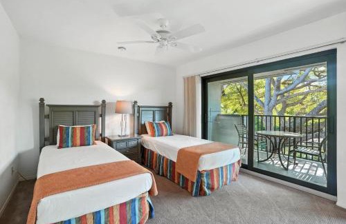 Park Shore Casa | Resort Views and Close to Lobby
