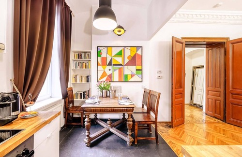 Sankt Ulrich Apartamento | Respect for the old but a reverence for a modern living ♥