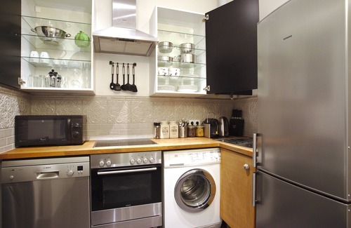Sankt Ulrich Apartamento | Respect for the old but a reverence for a modern living ♥
