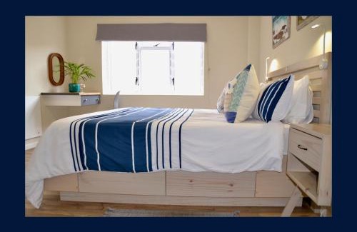 Franskraal Apartamento | Rest and Sea Self-catering - The perfect family or couples getaway to relax and refresh