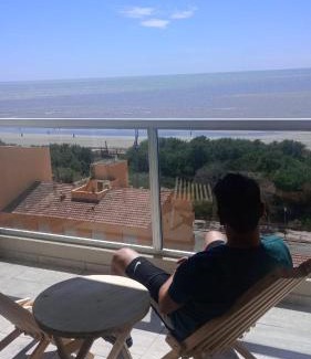 San Bernardo del Tuyú Apartamento | Rest Departamento con vista al mar