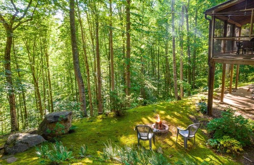 Sylva Casa | Rest on the Rocks